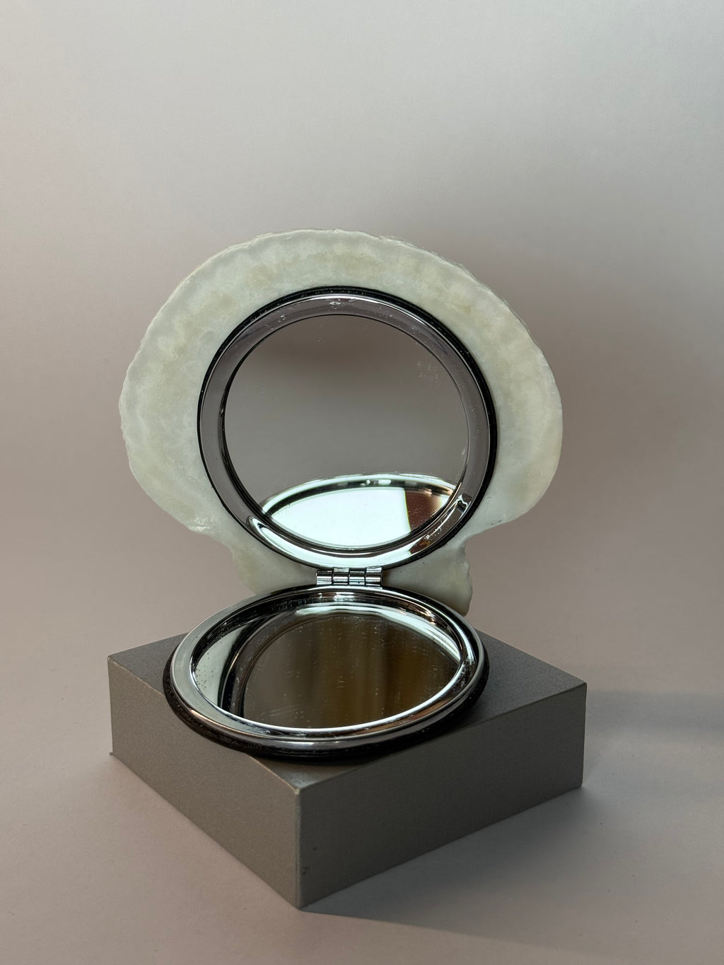 Azoria – Muschelspiegel