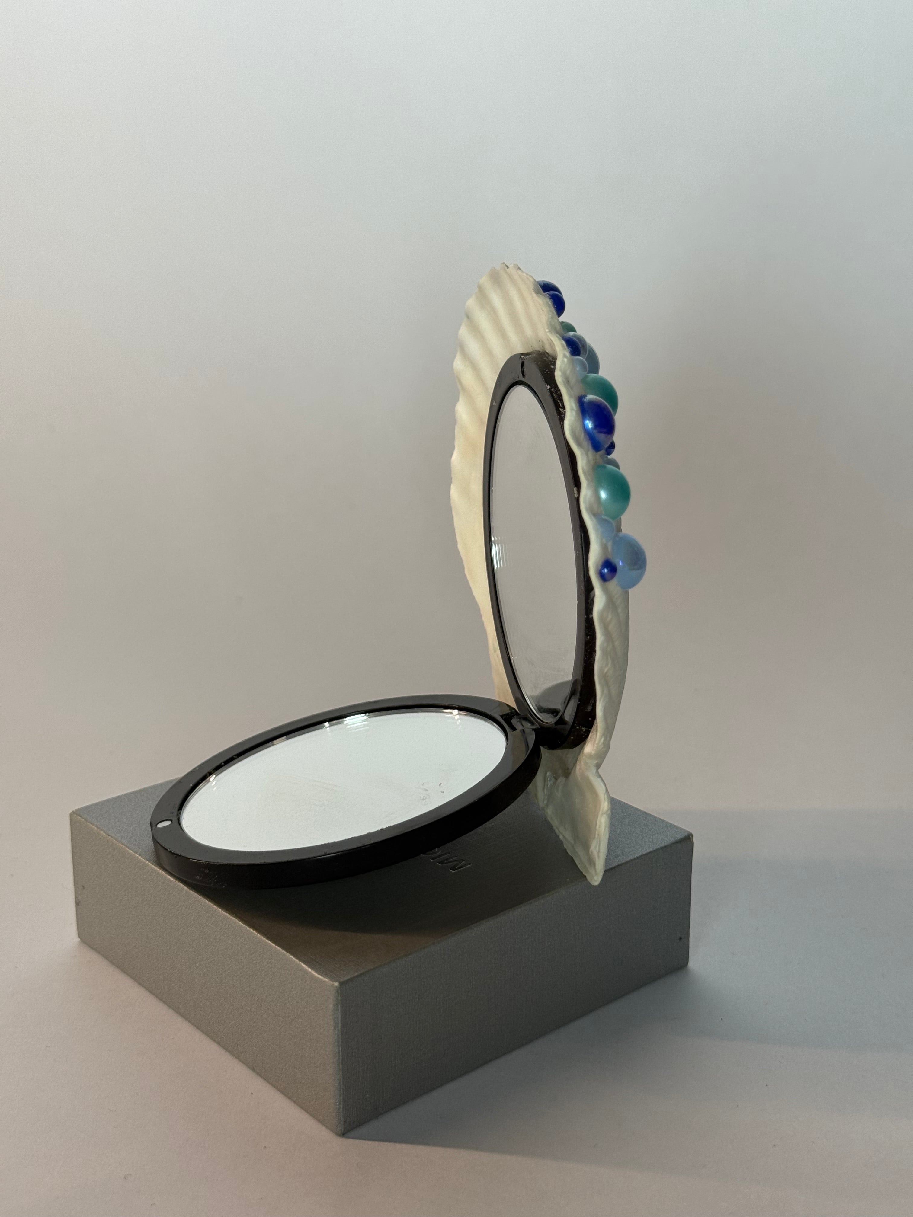 Azorea – Shell Mirror