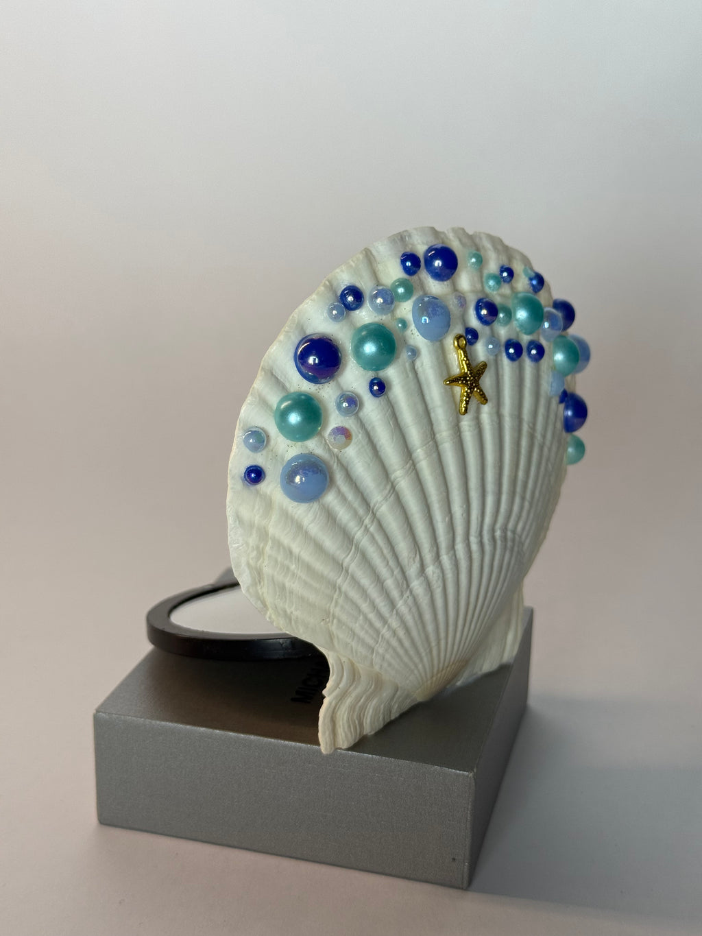 Azorea – Shell Mirror