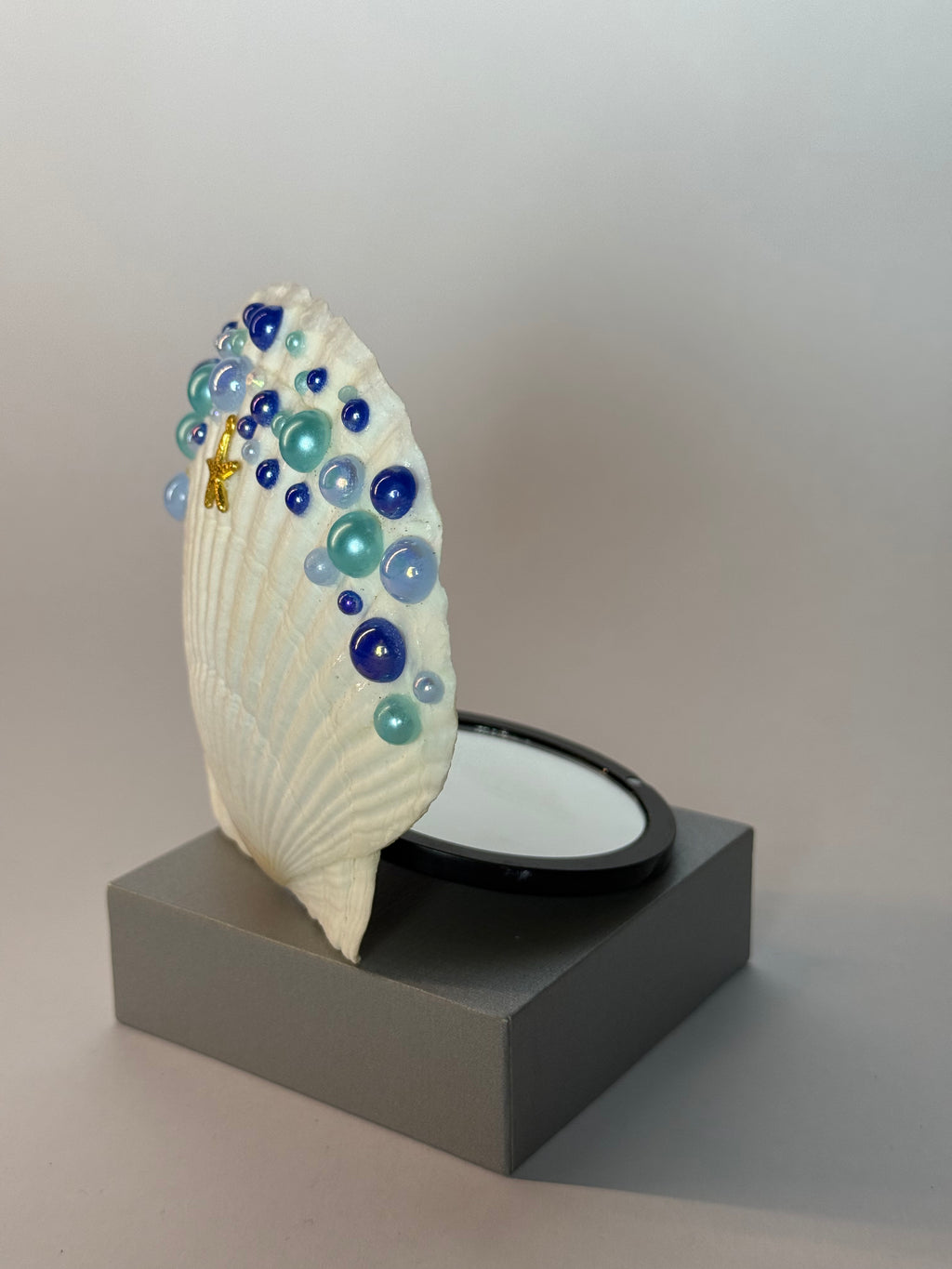 Azorea – Shell Mirror
