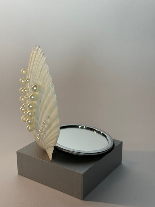 Azoria - Shell Mirror