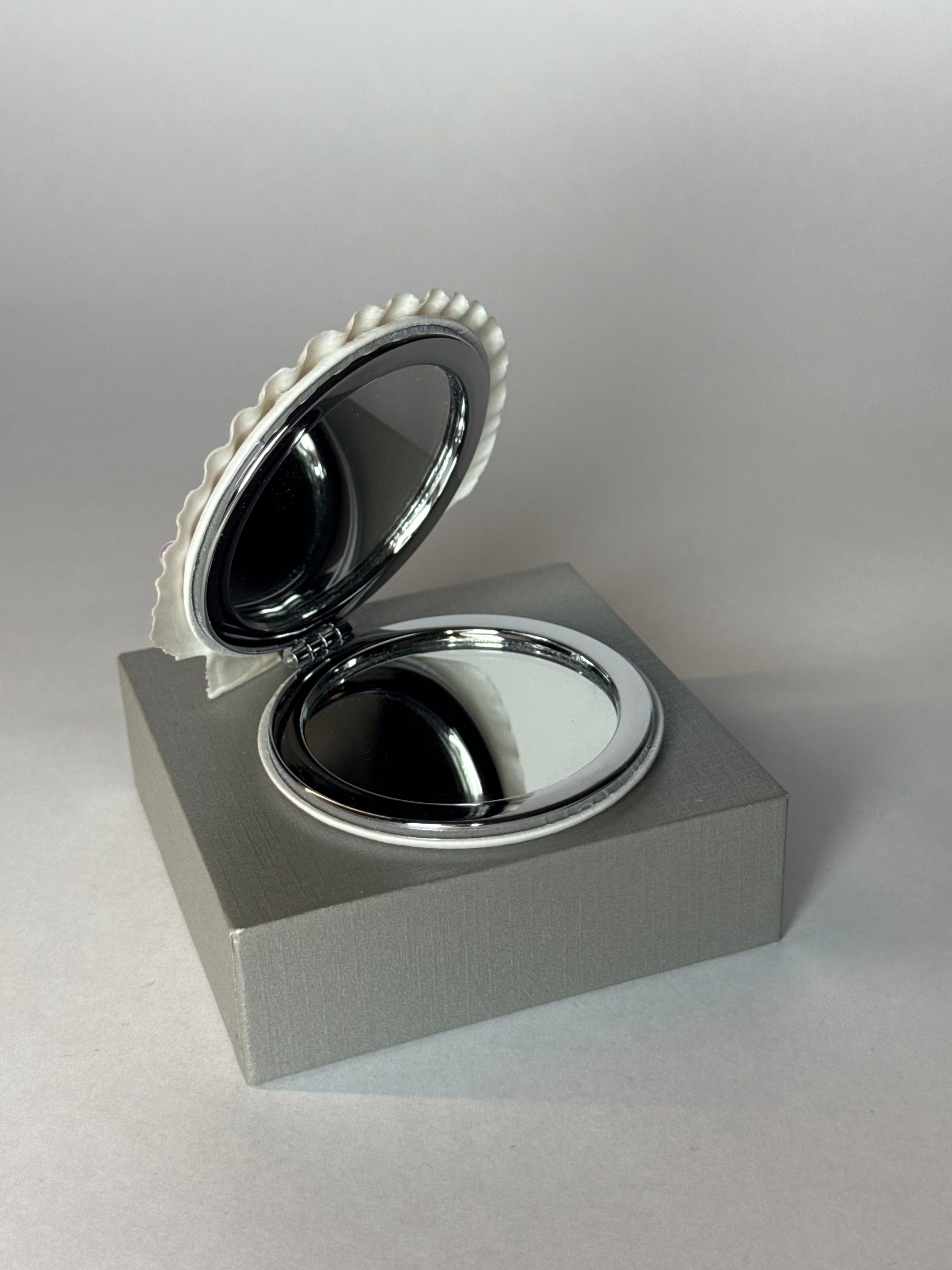 Bellamare – Seashell Mirror