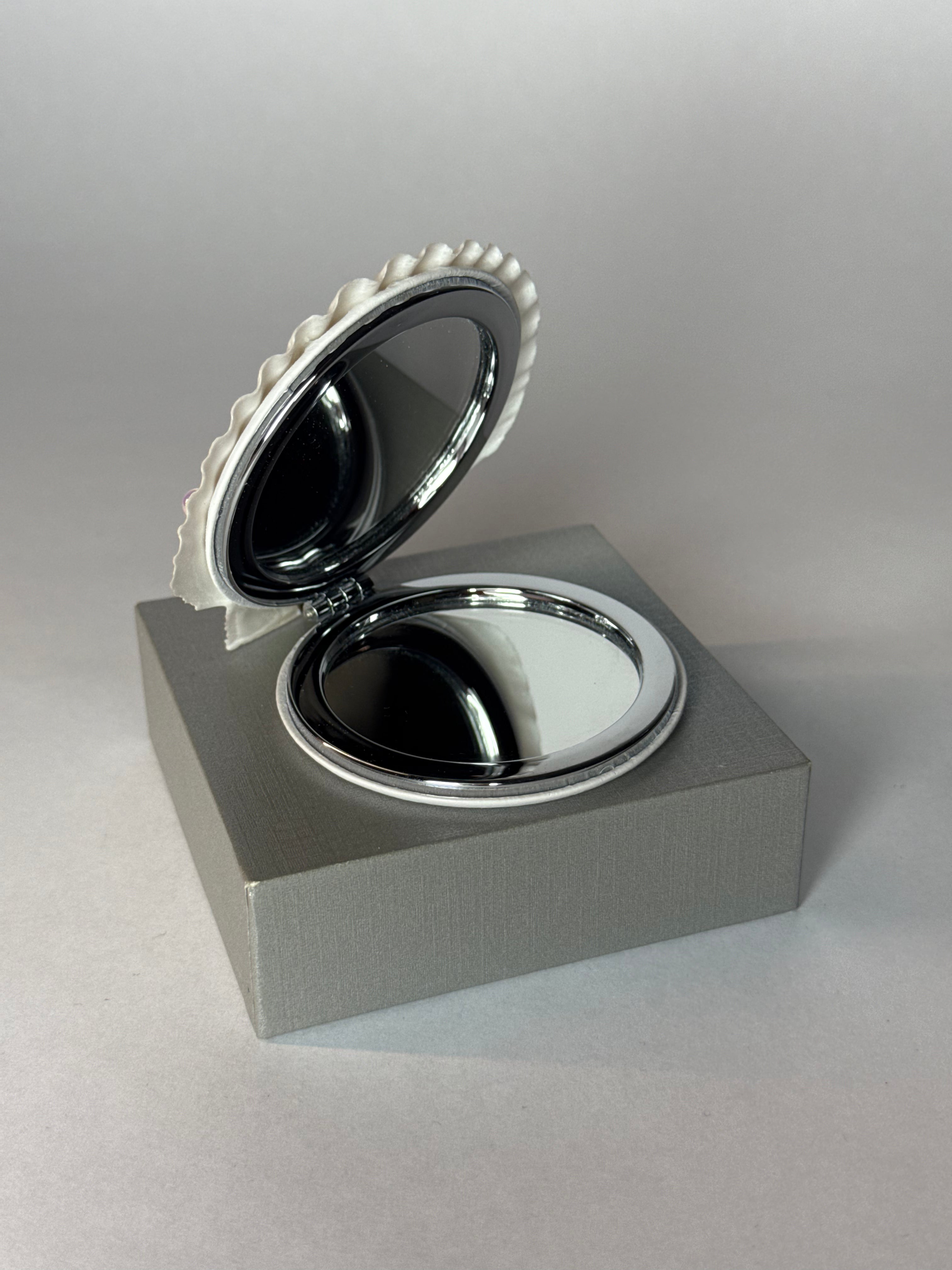 Bellamare – Seashell Mirror