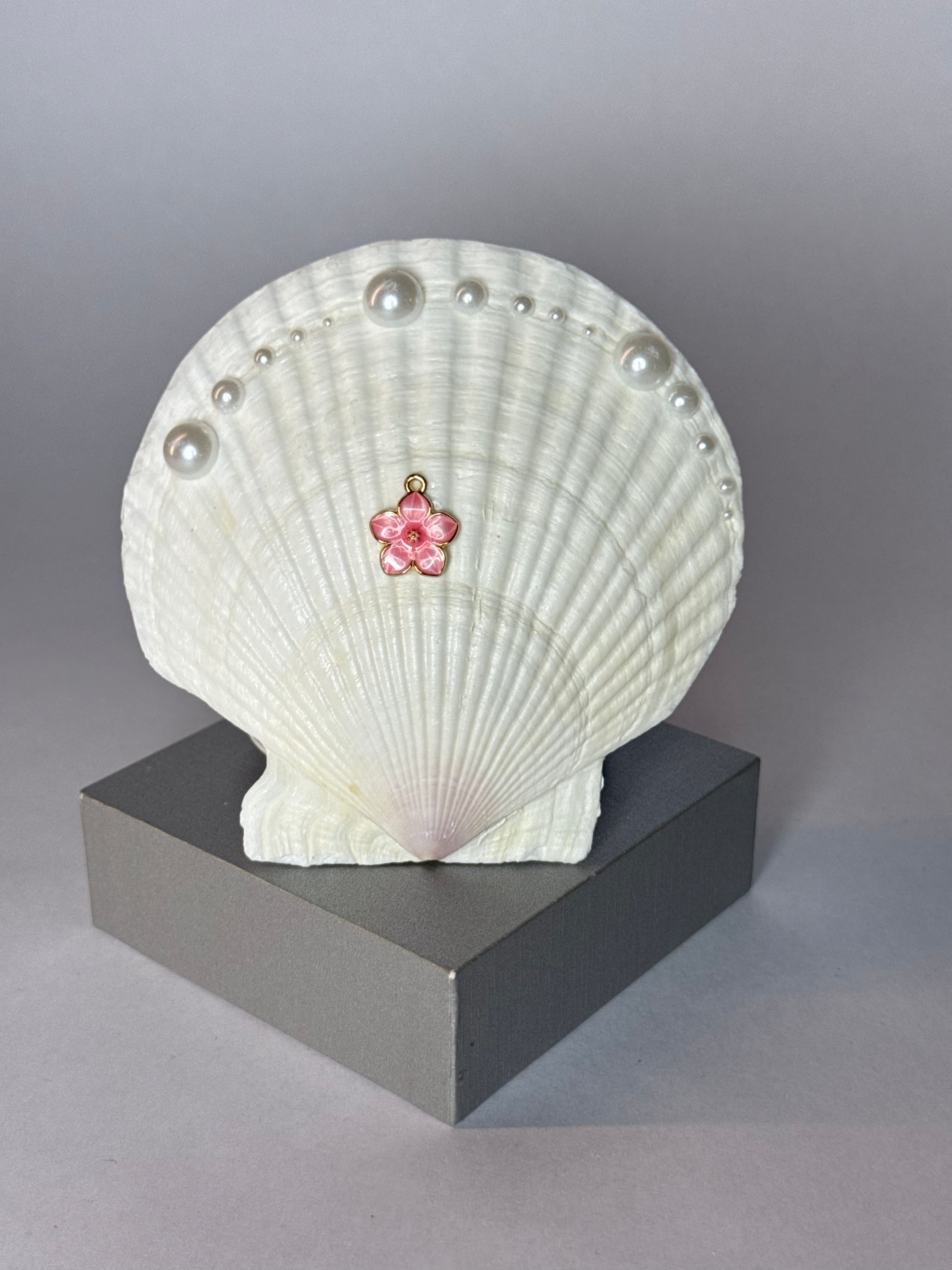 Azoria – Seashell Mirror